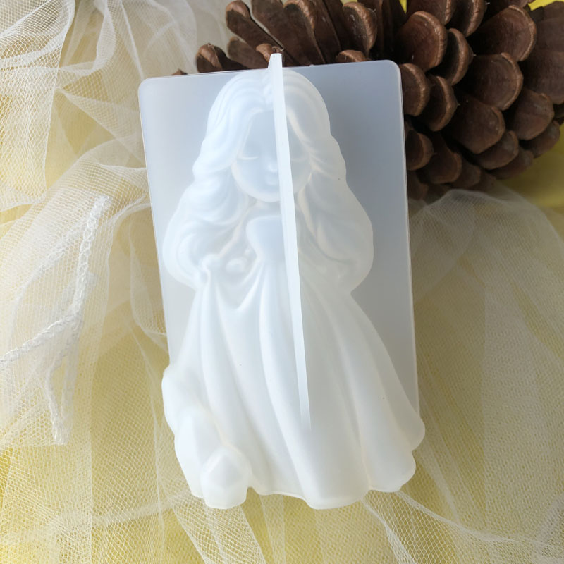 3D かわいいプリンセスシリコーンキャンドルモールド天使の女 - Candle Making Equipment のレビューと価格